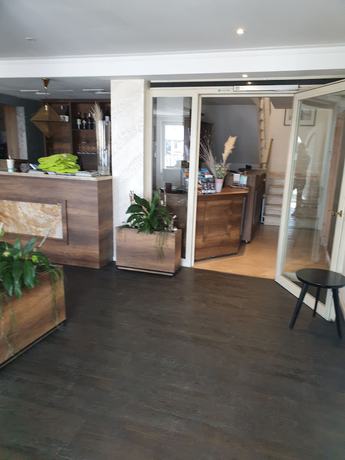 Imagen de los interiores del Hotel Amelia. Foto 19