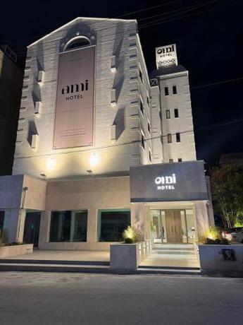 Imagen general del Hotel Ami. Foto 6