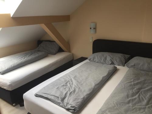 Imagen de la habitación del Hotel Amy. Foto 6
