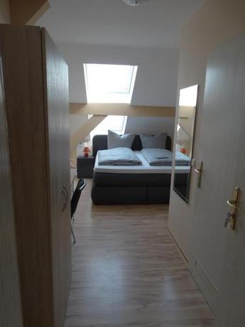 Imagen de la habitación del Hotel Amy. Foto 7