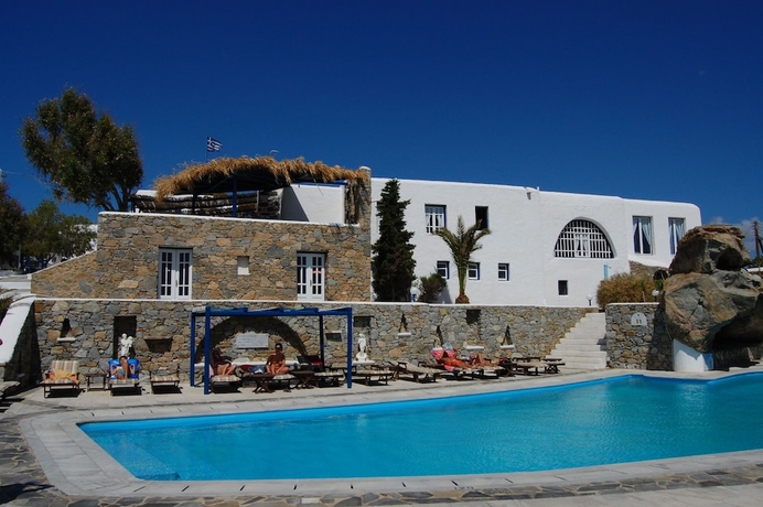 Imagen de la piscina del Hotel Anastasia Village. Foto 18