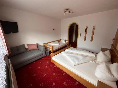 Imagen de la habitación del Hotel Andrea, Zams. Foto 18