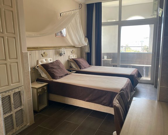 Imagen de la habitación del Hotel Angel Beach. Foto 8