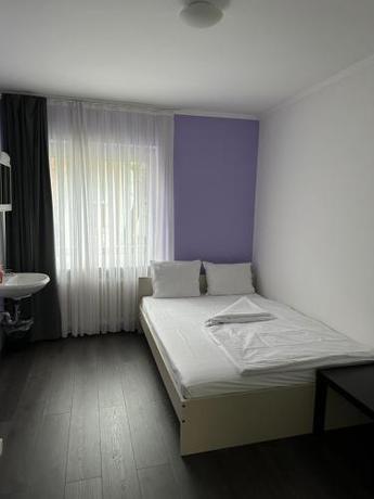 Imagen de la habitación del Hotel Annis M&P. Foto 16