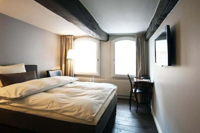 Imagen de la habitación del Hotel Anno 1216. Foto 2