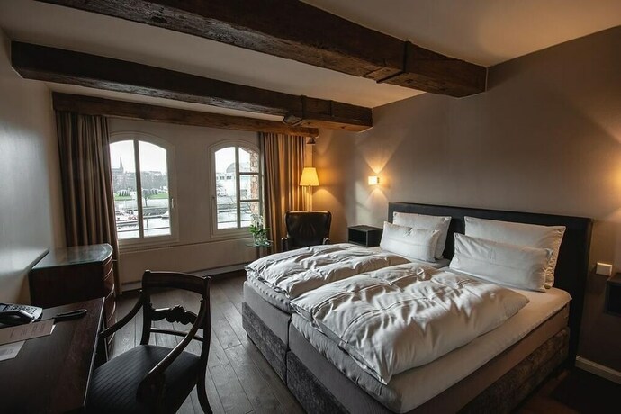Imagen de la habitación del Hotel Anno 1216. Foto 10