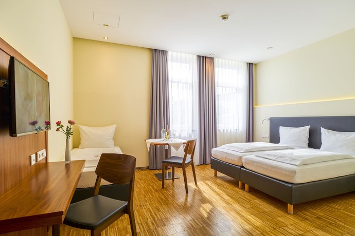 Imagen de la habitación del Hotel Apfelbaum. Foto 13