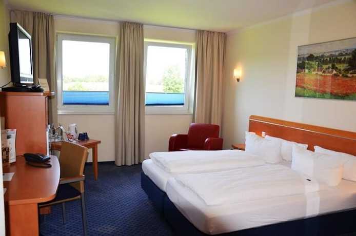 Imagen de la habitación del Hotel Aquamarin. Foto 3