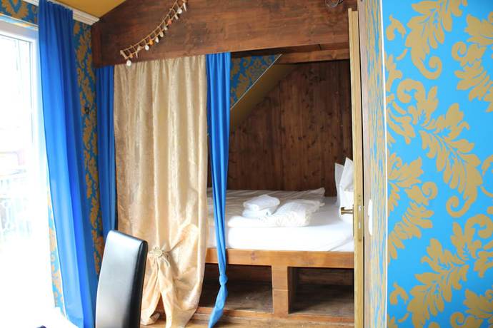 Imagen de la habitación del Hotel Arche Noah. Foto 13