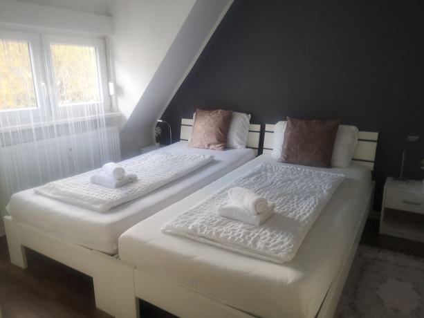 Imagen de la habitación del Hotel Ari. Foto 2