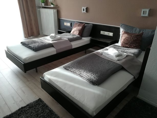 Imagen de la habitación del Hotel Ari. Foto 3