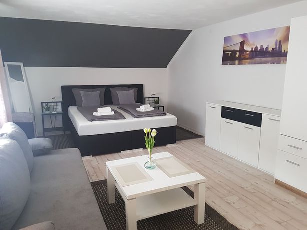 Imagen de la habitación del Hotel Ari. Foto 8