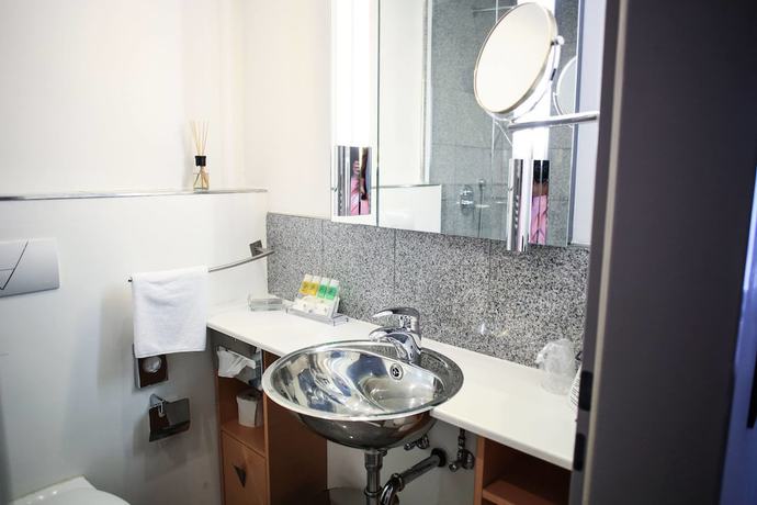 Imagen de la habitación del Hotel Arina. Foto 9