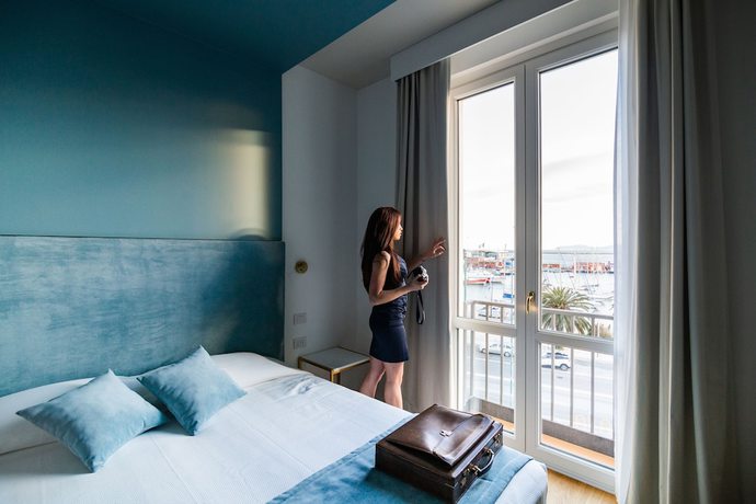 Imagen de la habitación del Hotel Aristeo. Foto 3