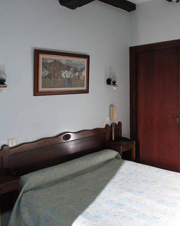 Imagen de la habitación del Hotel Arocena. Foto 4