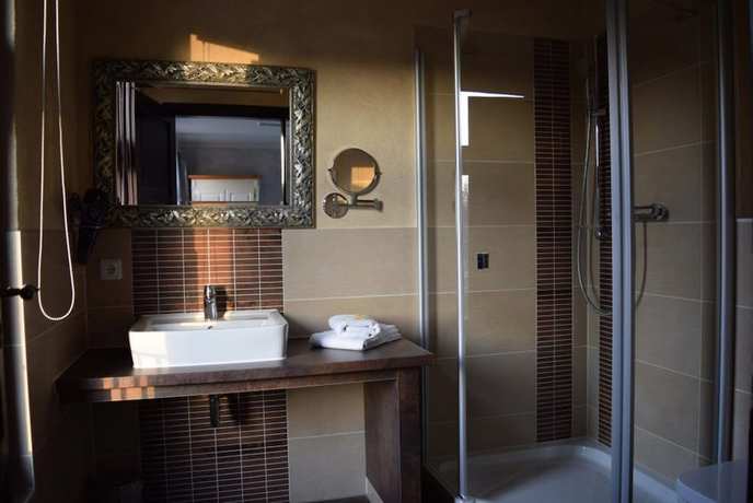 Imagen de la habitación del Hotel Arte Vida. Foto 11