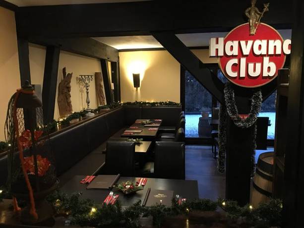 Imagen del bar/restaurante del Hotel Arte Vida. Foto 4