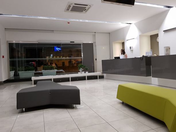 Imagen de los interiores del Hotel Artemide. Foto 9