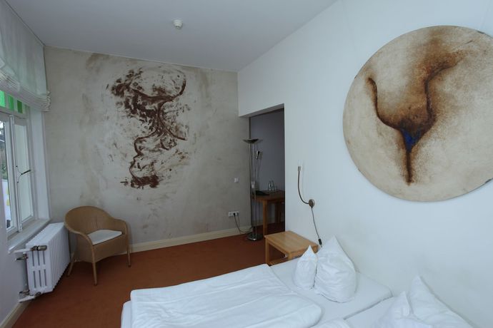 Imagen de la habitación del Hotel Artgenossen. Foto 4