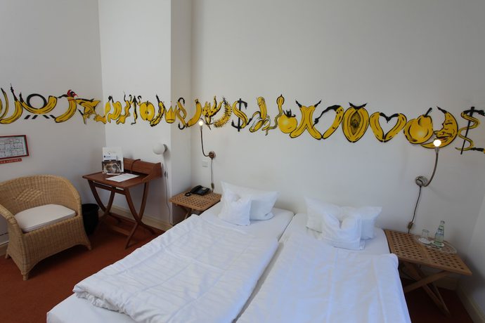 Imagen de la habitación del Hotel Artgenossen. Foto 6