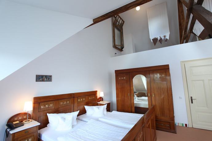 Imagen de la habitación del Hotel Artgenossen. Foto 10