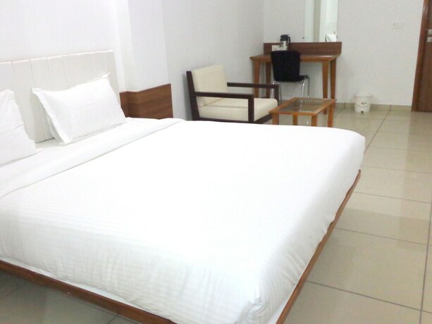 Imagen de la habitación del Hotel Ashray Inn Express. Foto 3