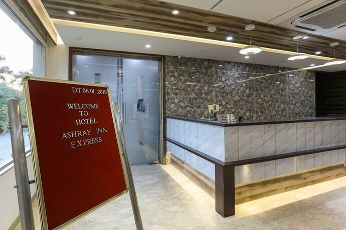 Imagen de los interiores del Hotel Ashray Inn Express. Foto 18
