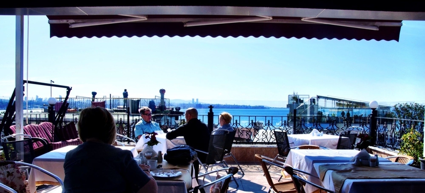 Imagen del bar/restaurante del Hotel Aslan Istanbul. Foto 9