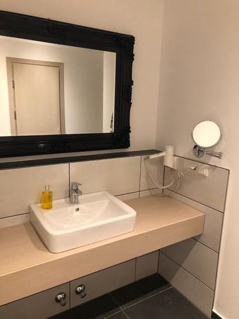 Imagen de la habitación del Hotel Athen Kelsterbach Airport. Foto 4