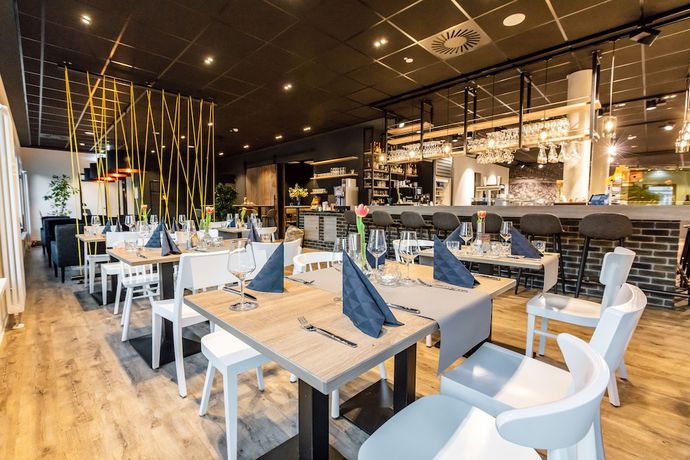 Imagen del bar/restaurante del Hotel Athletik Kiel. Foto 2