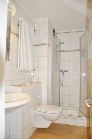 Imagen de la habitación del Hotel Atlantik. Foto 15