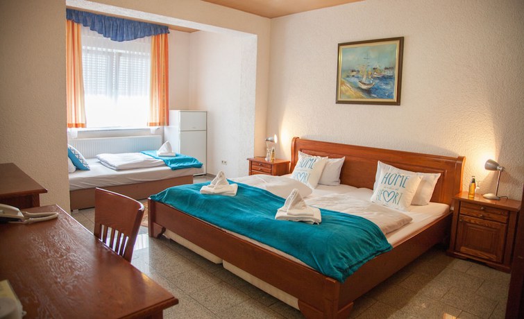 Imagen de la habitación del Hotel Atlantis. Foto 2