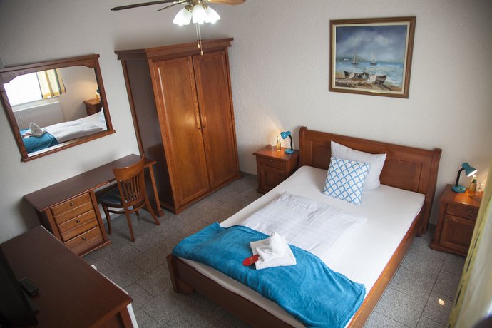 Imagen de la habitación del Hotel Atlantis. Foto 4