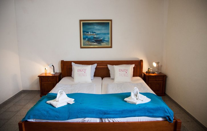 Imagen de la habitación del Hotel Atlantis. Foto 8