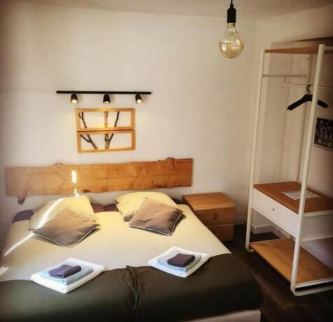 Imagen de la habitación del Hotel Au Bon Accueil. Foto 17