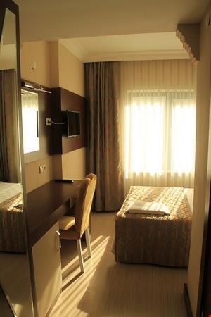 Imagen general del Hotel Avci. Foto 9