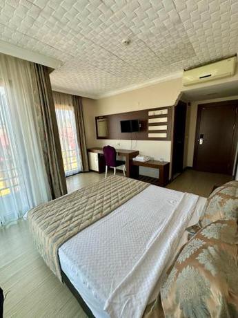 Imagen general del Hotel Avci. Foto 14