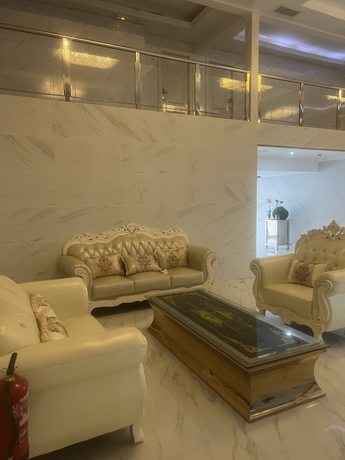 Imagen de los interiores del Hotel Aviación. Foto 9