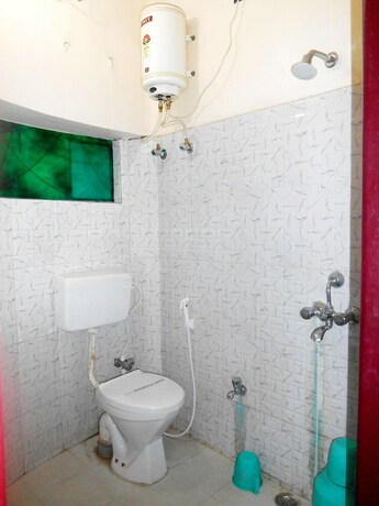 Imagen de la habitación del Hotel Awaas Corporate Inn. Foto 5