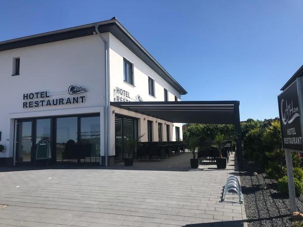 Imagen de los exteriores del Hotel Ayhan. Foto 6