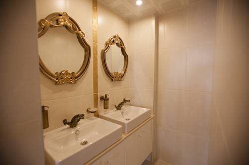 Imagen de la habitación del Hotel Aysima. Foto 6