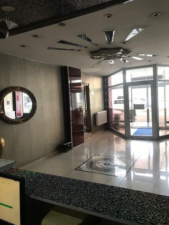 Imagen de los interiores del Hotel Azer. Foto 8