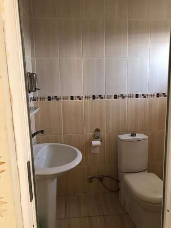 Imagen de la habitación del Hotel Azer. Foto 7