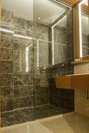 Imagen de la habitación del Hotel Azmakhan Deluxe. Foto 8
