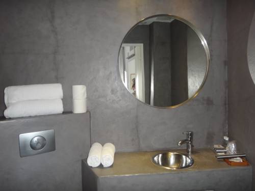 Imagen de la habitación del Hotel B Lodge. Foto 8