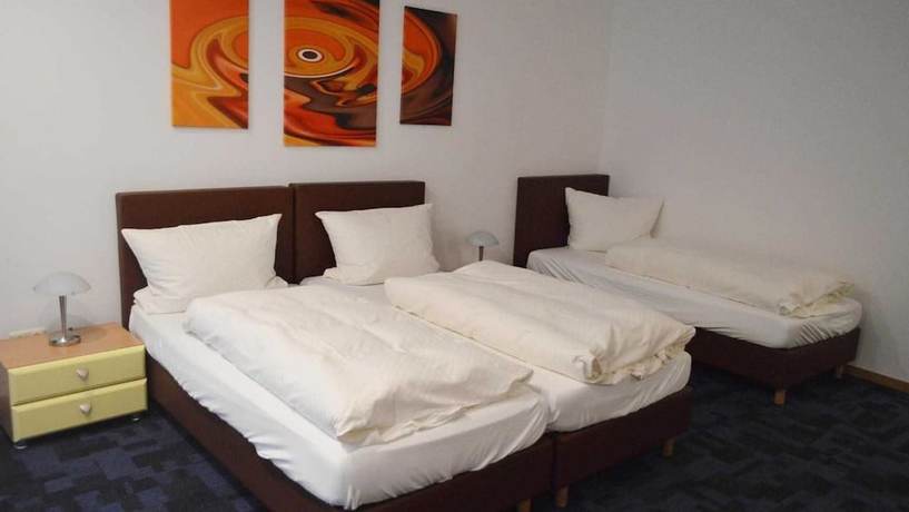 Imagen de la habitación del Hotel B8 Voerde. Foto 8