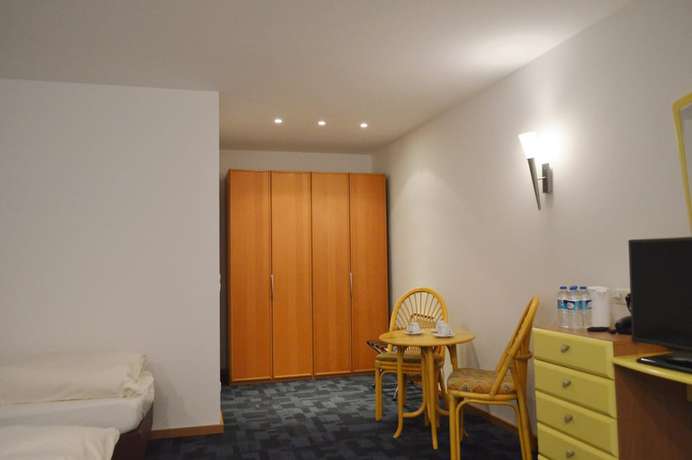 Imagen de la habitación del Hotel B8 Voerde. Foto 9