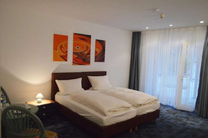 Imagen de la habitación del Hotel B8 Voerde. Foto 11