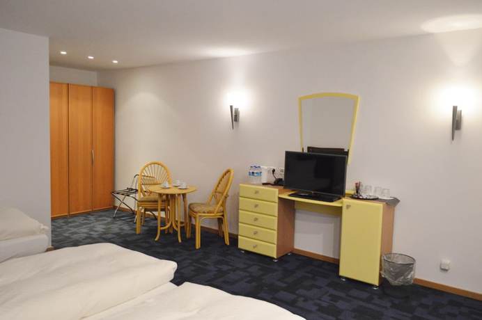 Imagen de la habitación del Hotel B8 Voerde. Foto 16
