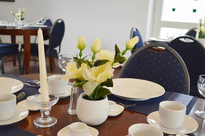 Imagen del bar/restaurante del Hotel B8 Voerde. Foto 6